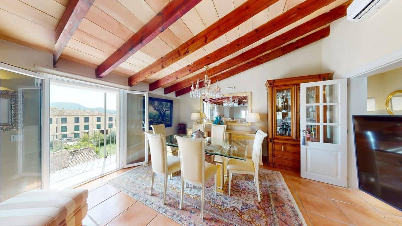 3 bedroom Apartment for sale in Montuiri - € 440,000 (Ref: 9997990)