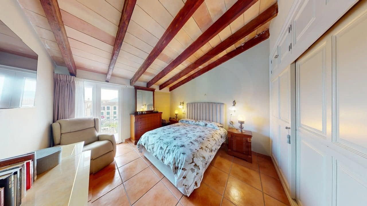 3 bedroom Apartment for sale in Montuiri - € 440,000 (Ref: 9997990)