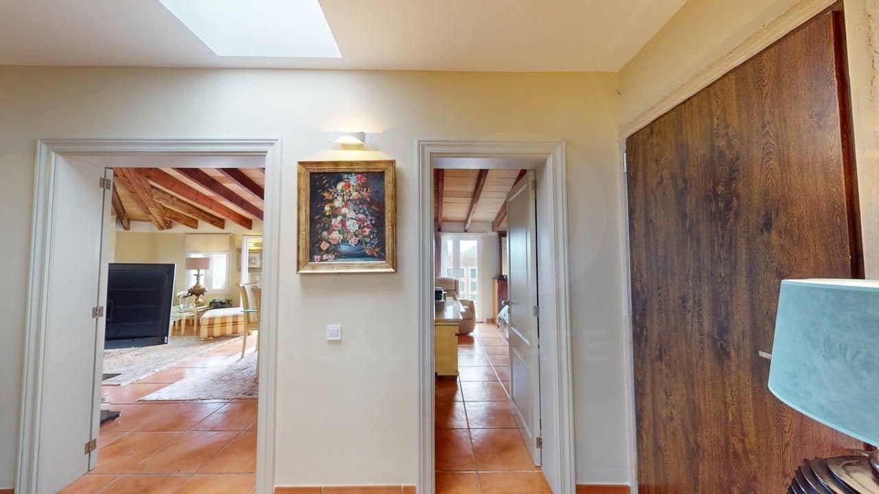 3 bedroom Apartment for sale in Montuiri - € 440,000 (Ref: 9997990)