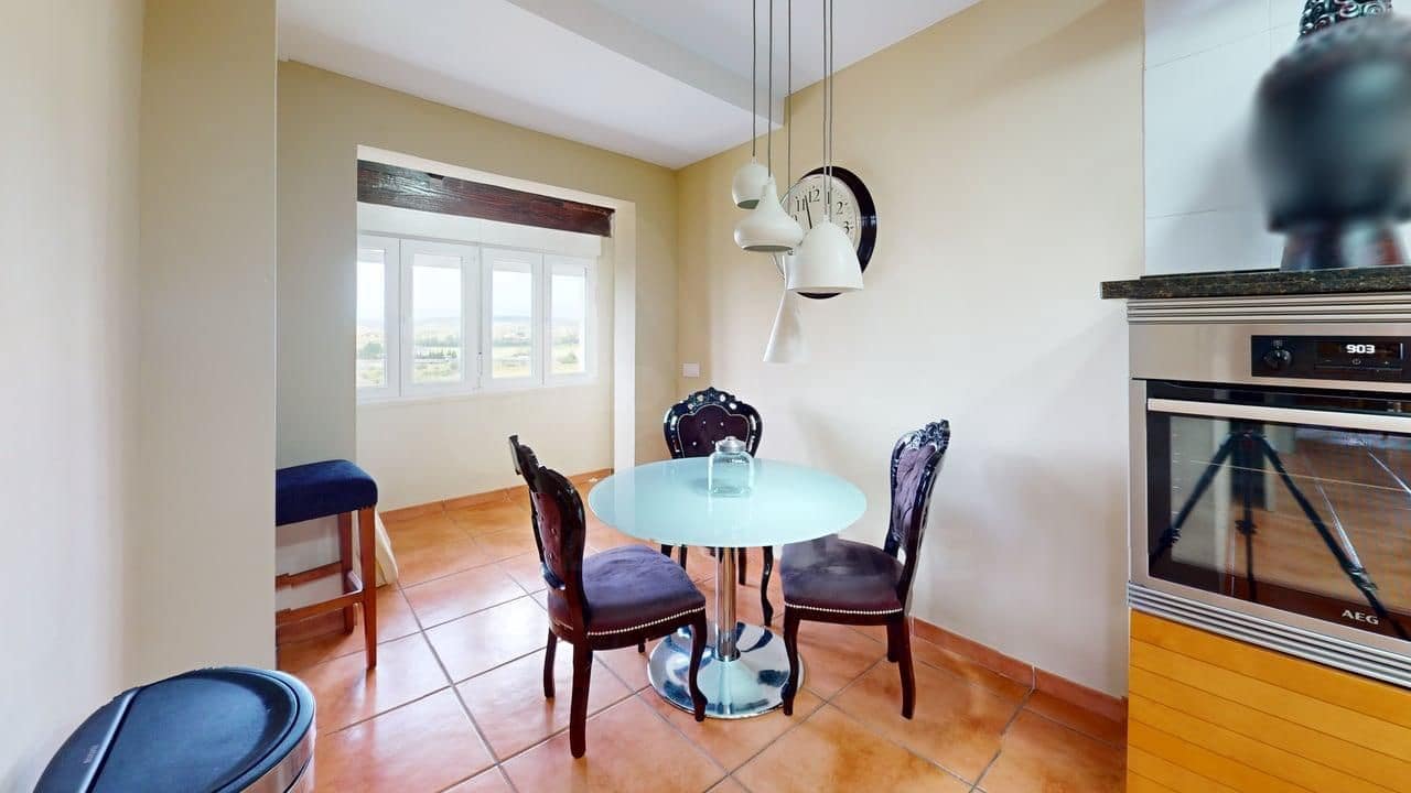 3 bedroom Apartment for sale in Montuiri - € 440,000 (Ref: 9997990)