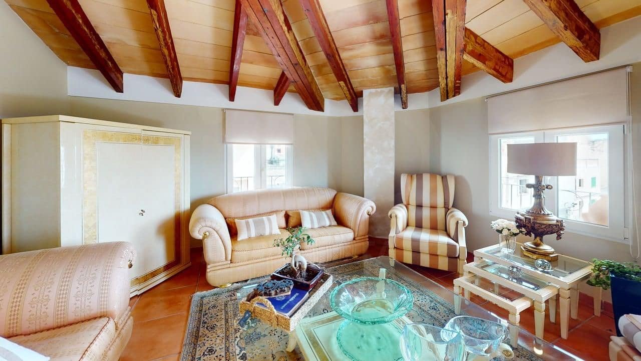 3 bedroom Apartment for sale in Montuiri - € 440,000 (Ref: 9997990)