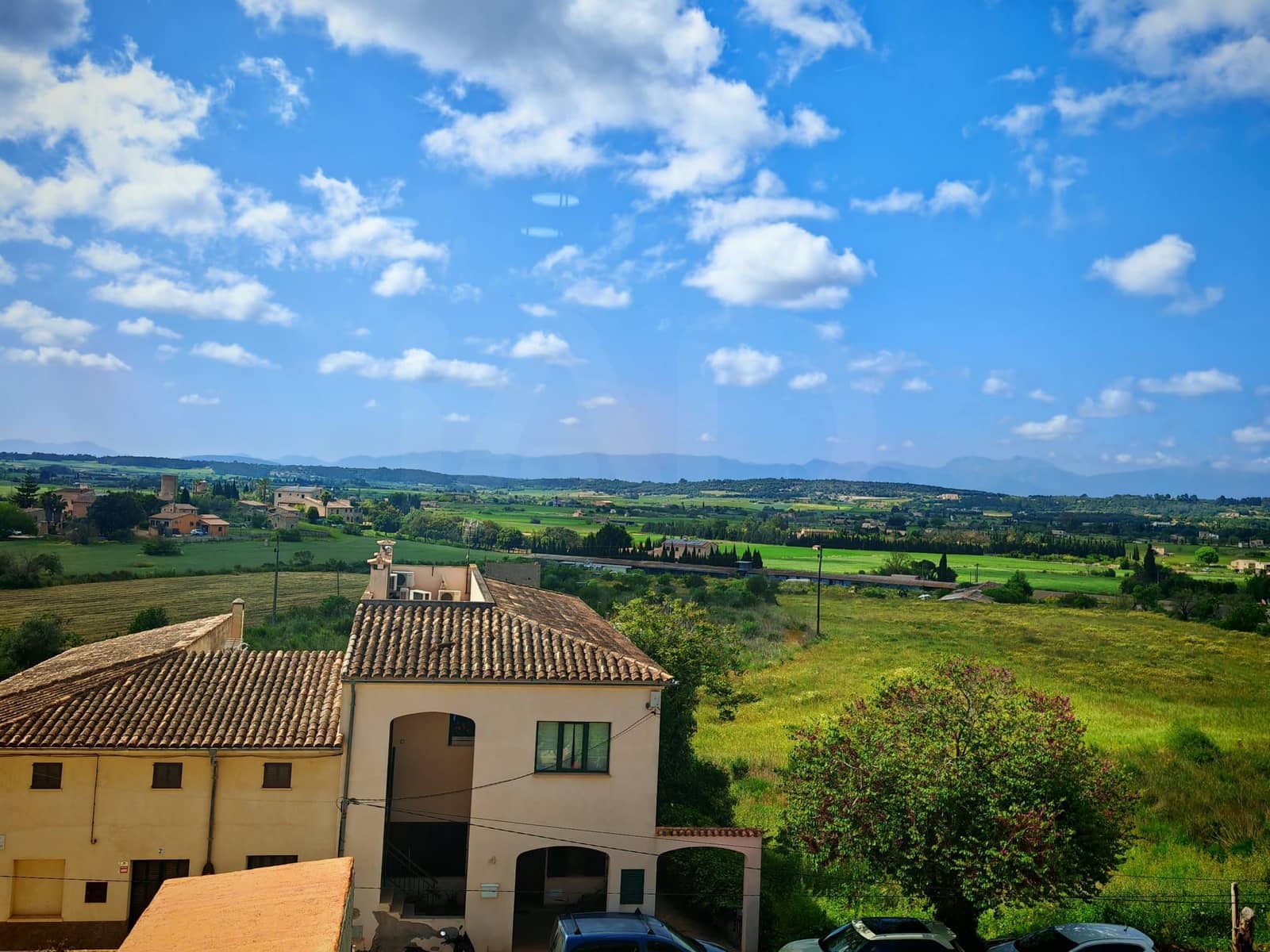 3 bedroom Apartment for sale in Montuiri - € 440,000 (Ref: 9997990)