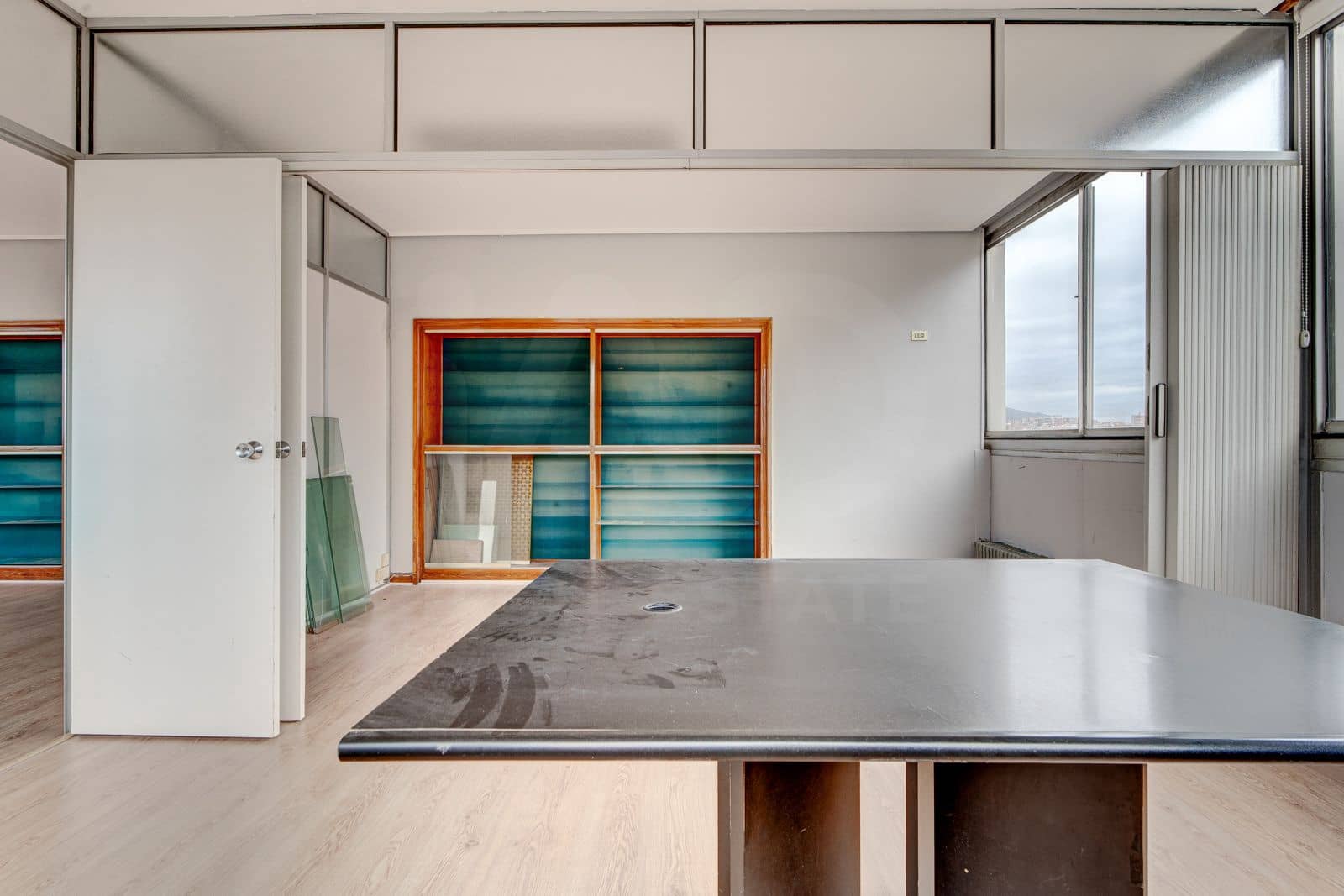 3 slaapkamer Commercieel te koop in Bilbao - € 135.000 (Ref: 9997998)