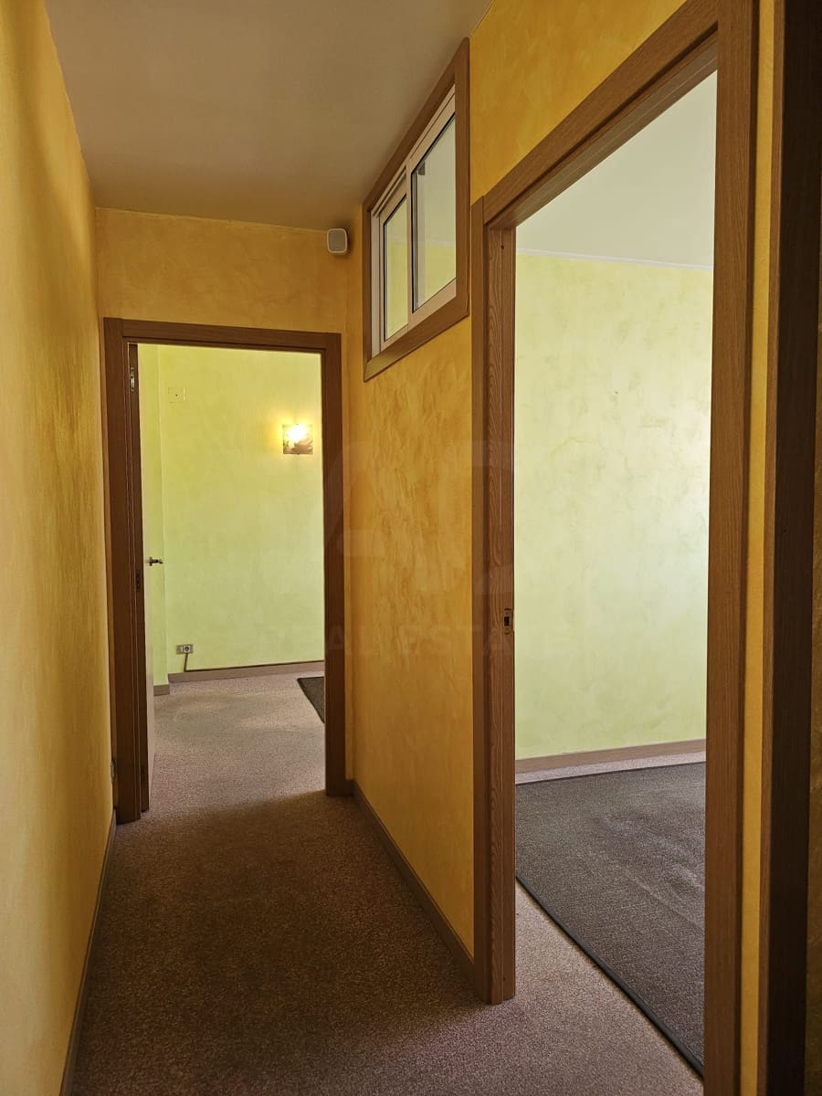 Commercieel te koop in Bilbao - € 50.000 (Ref: 9997999)