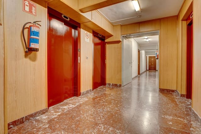 Commercieel te koop in Bilbao - € 50.000 (Ref: 9997999)