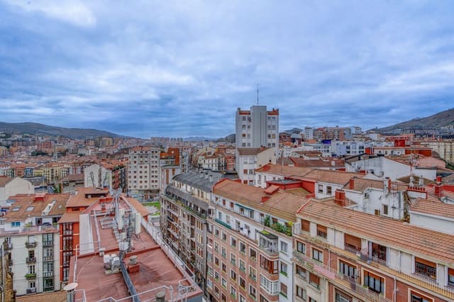 Local Comercial de 2 habitaciones en Bilbao en venta - 56.000 € (Ref: 9998000)