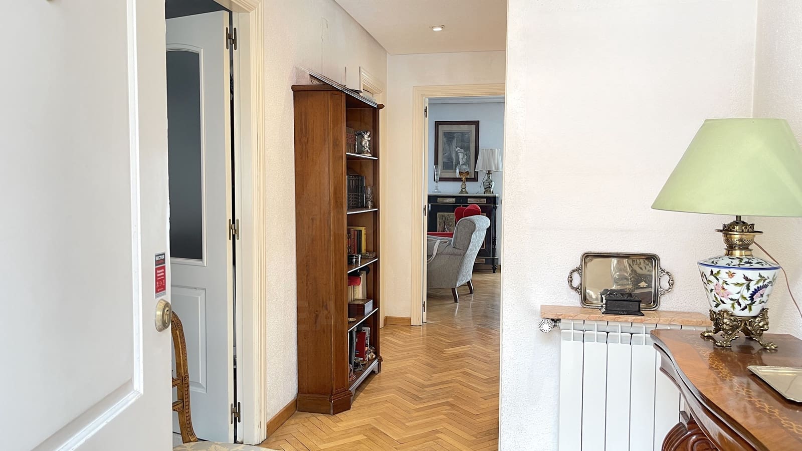 4 bedroom Terraced Villa for sale in Las Rozas de Madrid with garage - € 890,000 (Ref: 9998840)