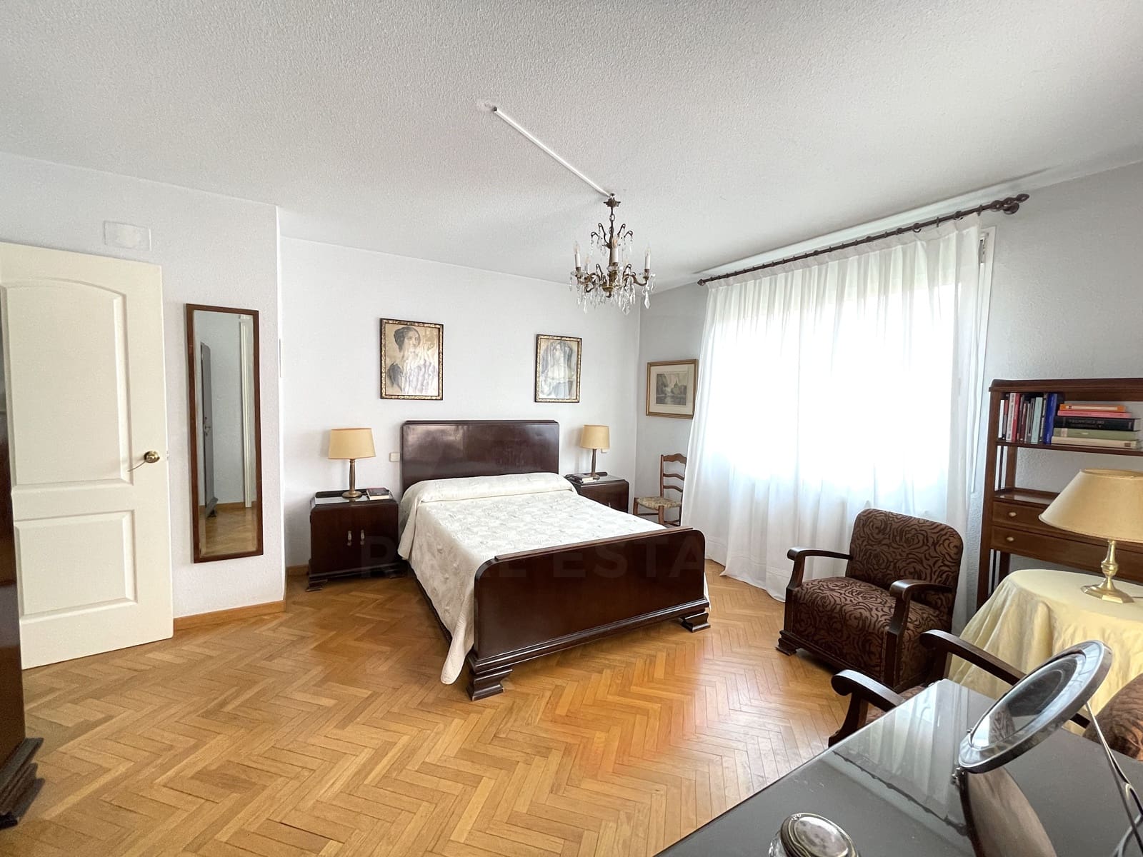4 bedroom Terraced Villa for sale in Las Rozas de Madrid with garage - € 890,000 (Ref: 9998840)