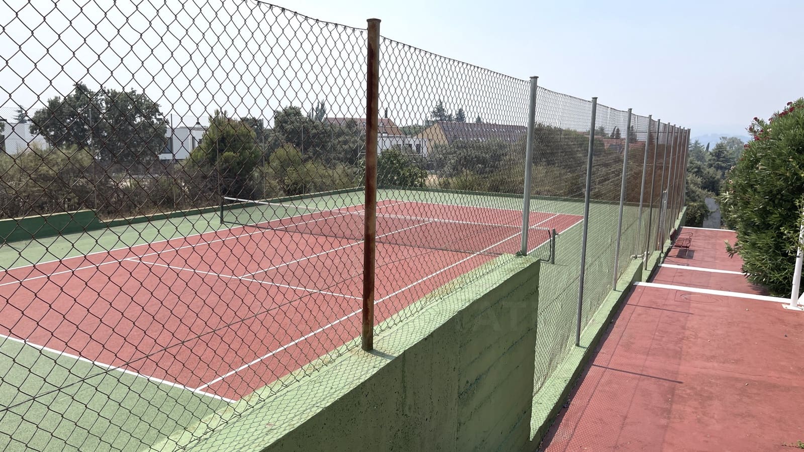4 bedroom Terraced Villa for sale in Las Rozas de Madrid with garage - € 890,000 (Ref: 9998840)