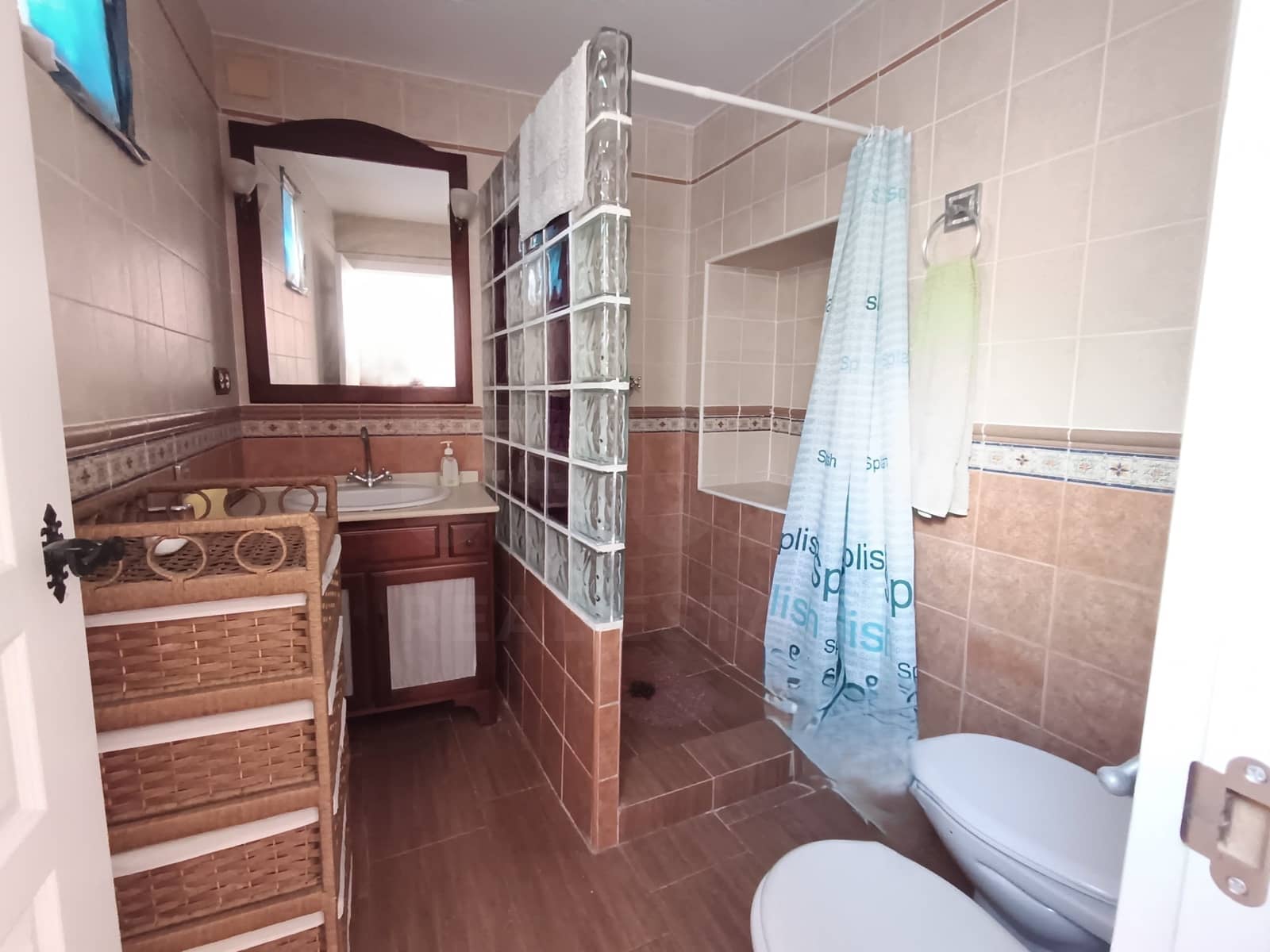 4 quarto Moradia em Banda para venda em Alamedilla com garagem - 60 000 € (Ref: 9998841)