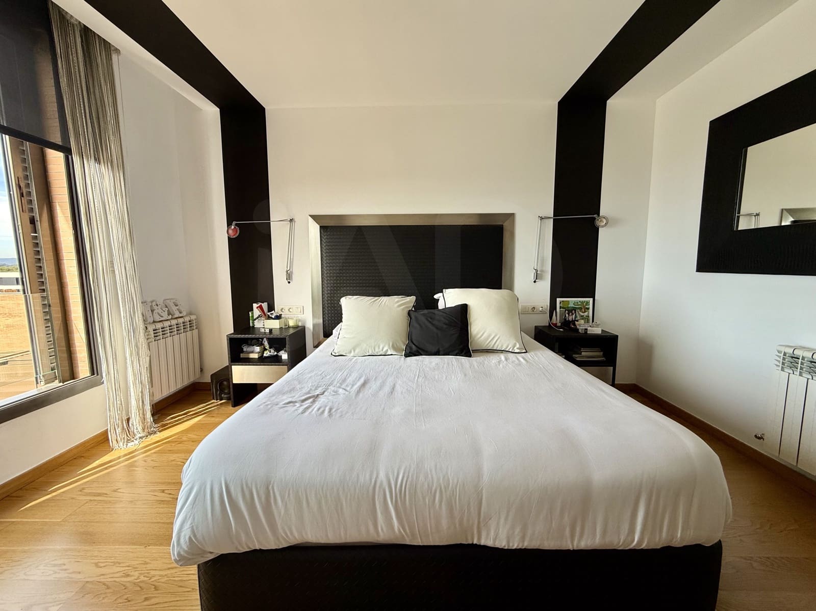 5 makuuhuone Huvila vuokrattavana paikassa Sant Vicenc de Montalt mukana uima-altaan 
autotalli - 5 800 € (Ref: 9998843)