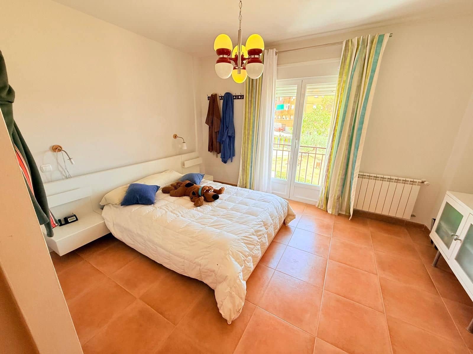Adosado de 3 habitaciones en San Martín de Valdeiglesias en venta con garaje - 310.000 € (Ref: 9999429)
