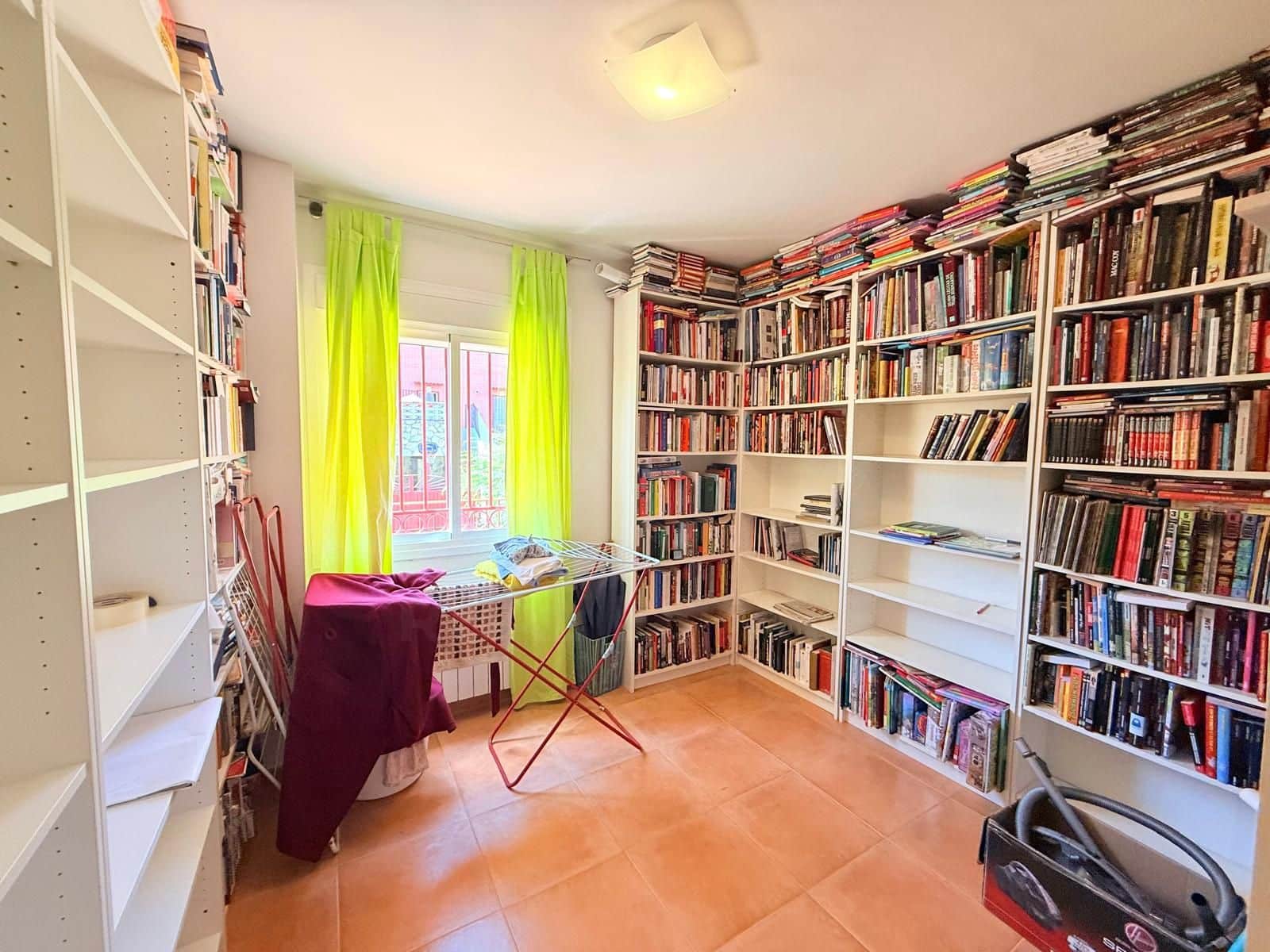 Adosado de 3 habitaciones en San Martín de Valdeiglesias en venta con garaje - 310.000 € (Ref: 9999429)