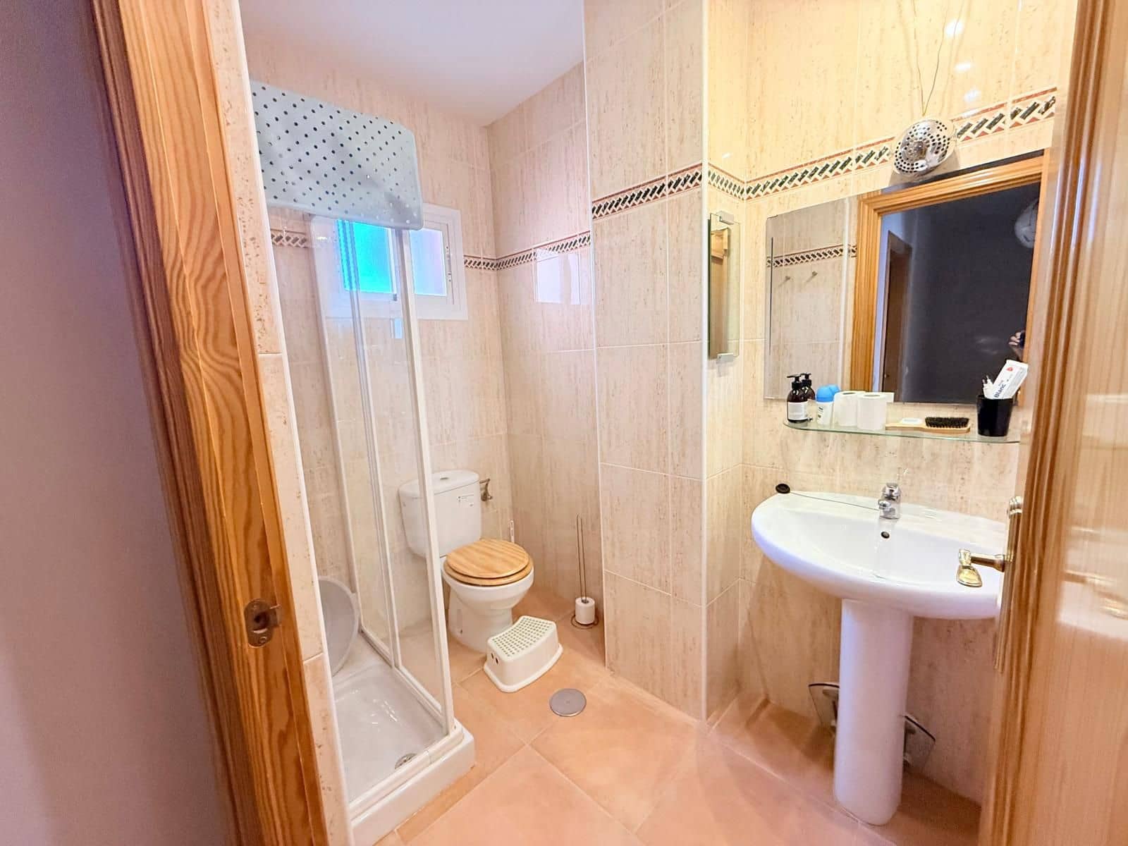 Adosado de 3 habitaciones en San Martín de Valdeiglesias en venta con garaje - 310.000 € (Ref: 9999429)