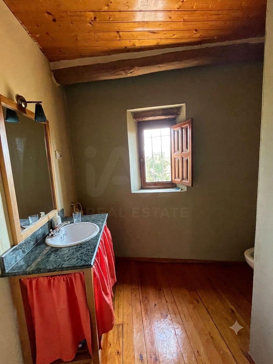 3 Zimmer Haus zu verkaufen in Cubillas de los Oteros mit Garage - 110.000 € (Ref: 9999430)