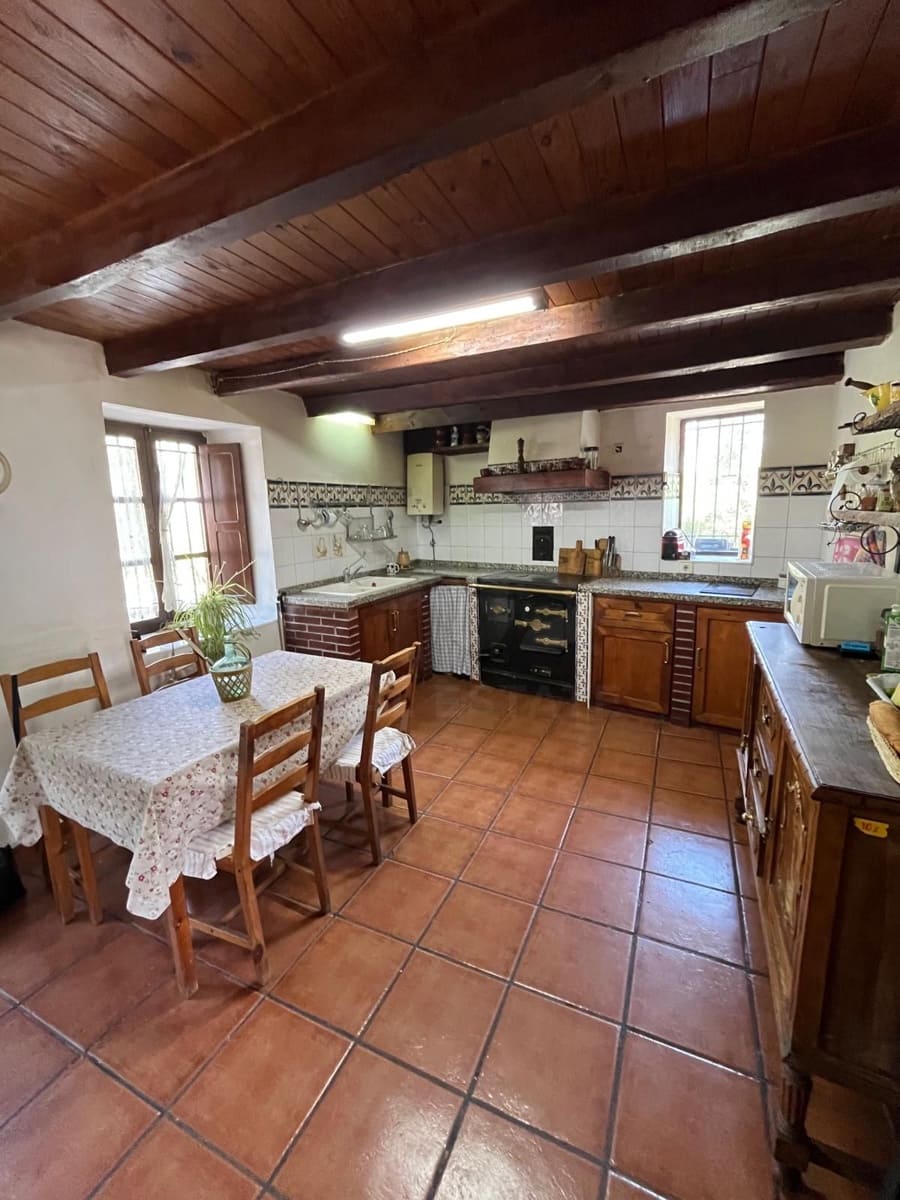 3 Zimmer Haus zu verkaufen in Cubillas de los Oteros mit Garage - 110.000 € (Ref: 9999430)