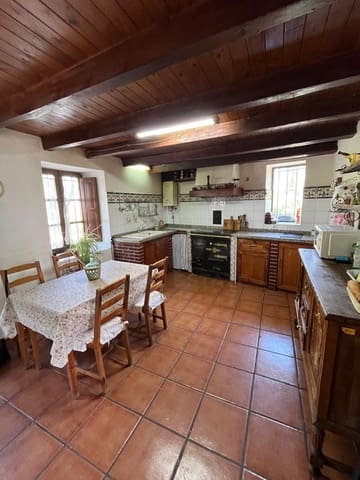 3 soverom Hus til salgs i Cubillas de los Oteros med garasje - € 110 000 (Ref: 9999430)