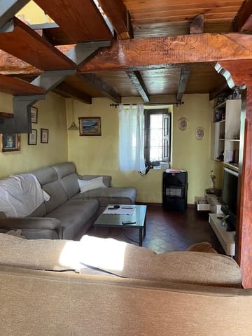 3 soverom Hus til salgs i Cubillas de los Oteros med garasje - € 110 000 (Ref: 9999430)