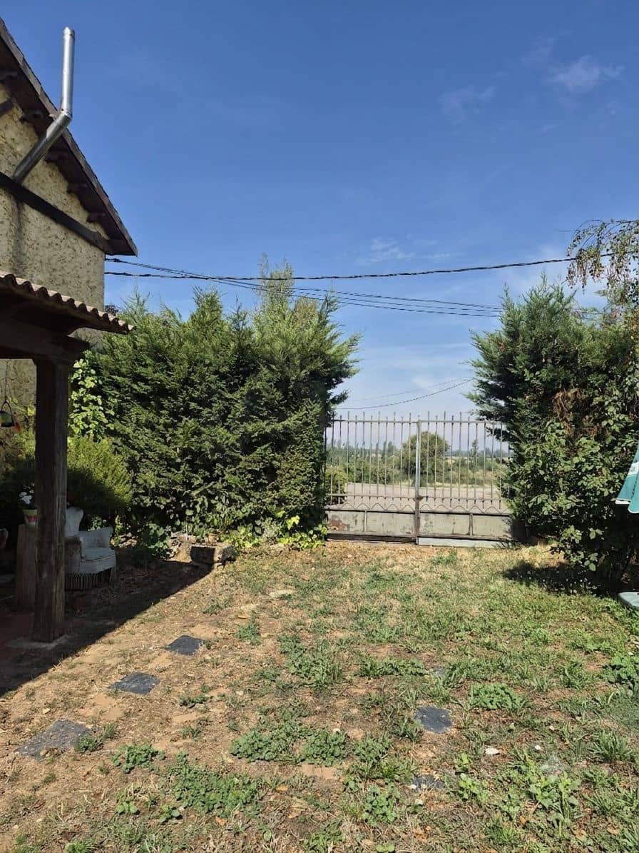 3 Zimmer Haus zu verkaufen in Cubillas de los Oteros mit Garage - 110.000 € (Ref: 9999430)