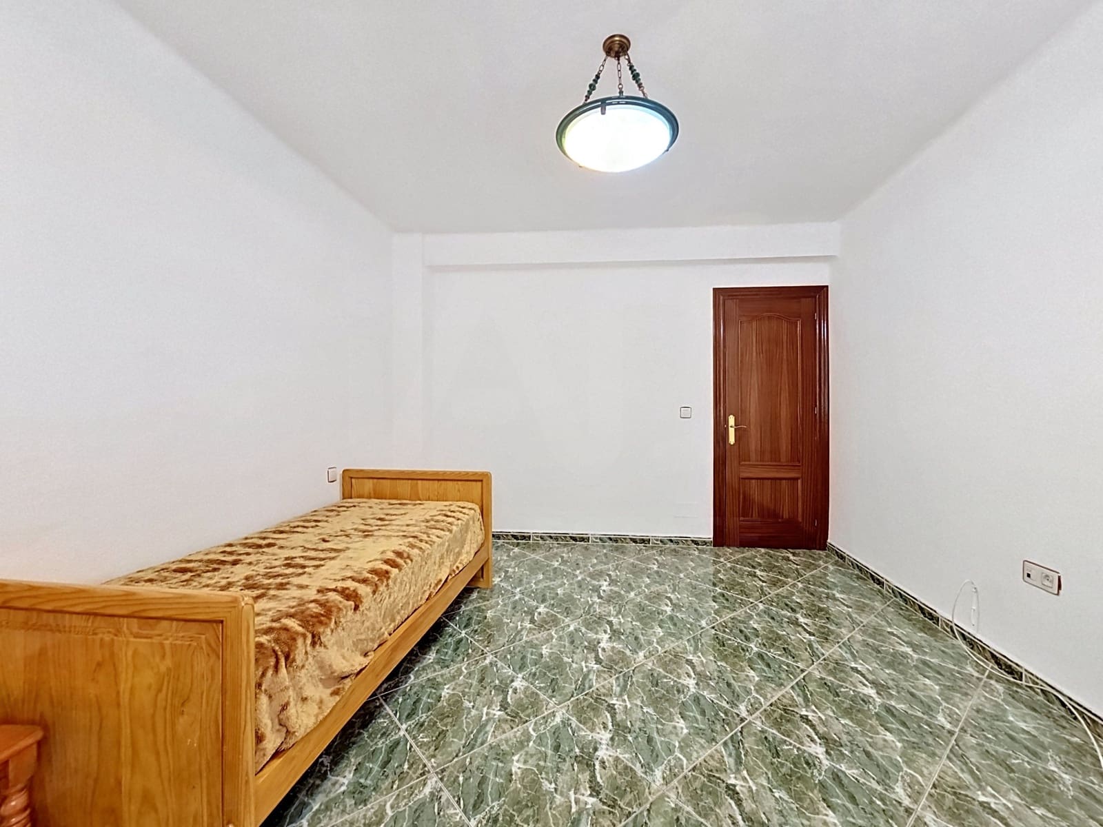 3 sovrum Lägenhet till salu i Granada stad - 245 000 € (Ref: 9999436)