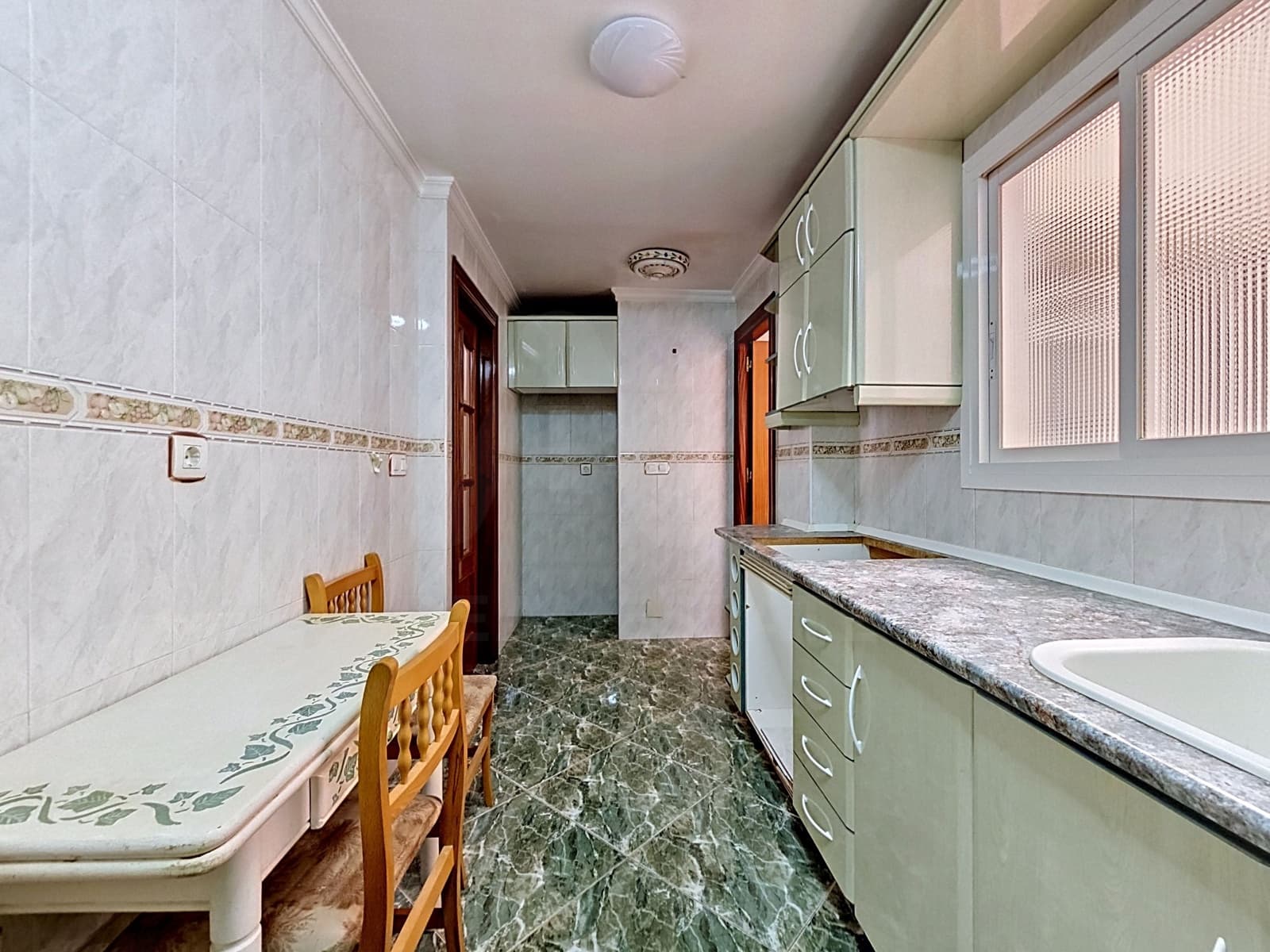3 sovrum Lägenhet till salu i Granada stad - 245 000 € (Ref: 9999436)