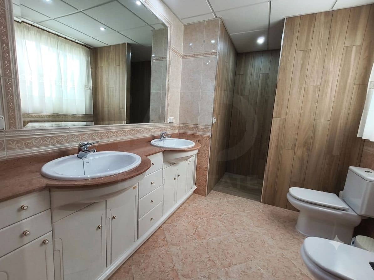 4 Zimmer Reihenhaus zu verkaufen in Lucena - 395.000 € (Ref: 9999438)