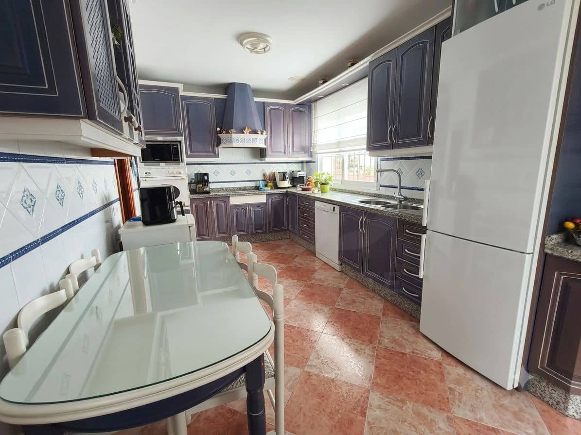 4 Zimmer Reihenhaus zu verkaufen in Lucena - 395.000 € (Ref: 9999438)