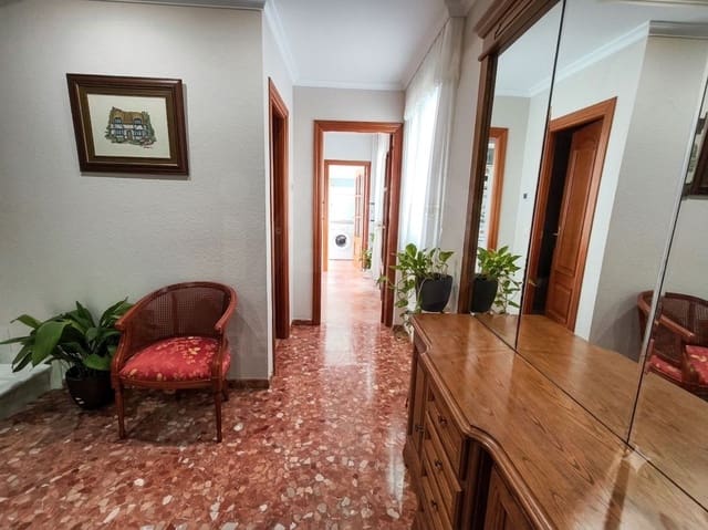 4 Zimmer Reihenhaus zu verkaufen in Lucena - 395.000 € (Ref: 9999438)