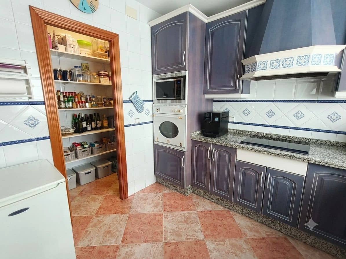 4 Zimmer Reihenhaus zu verkaufen in Lucena - 395.000 € (Ref: 9999438)