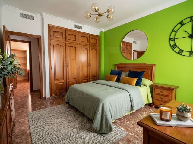 4 Zimmer Reihenhaus zu verkaufen in Lucena - 395.000 € (Ref: 9999438)