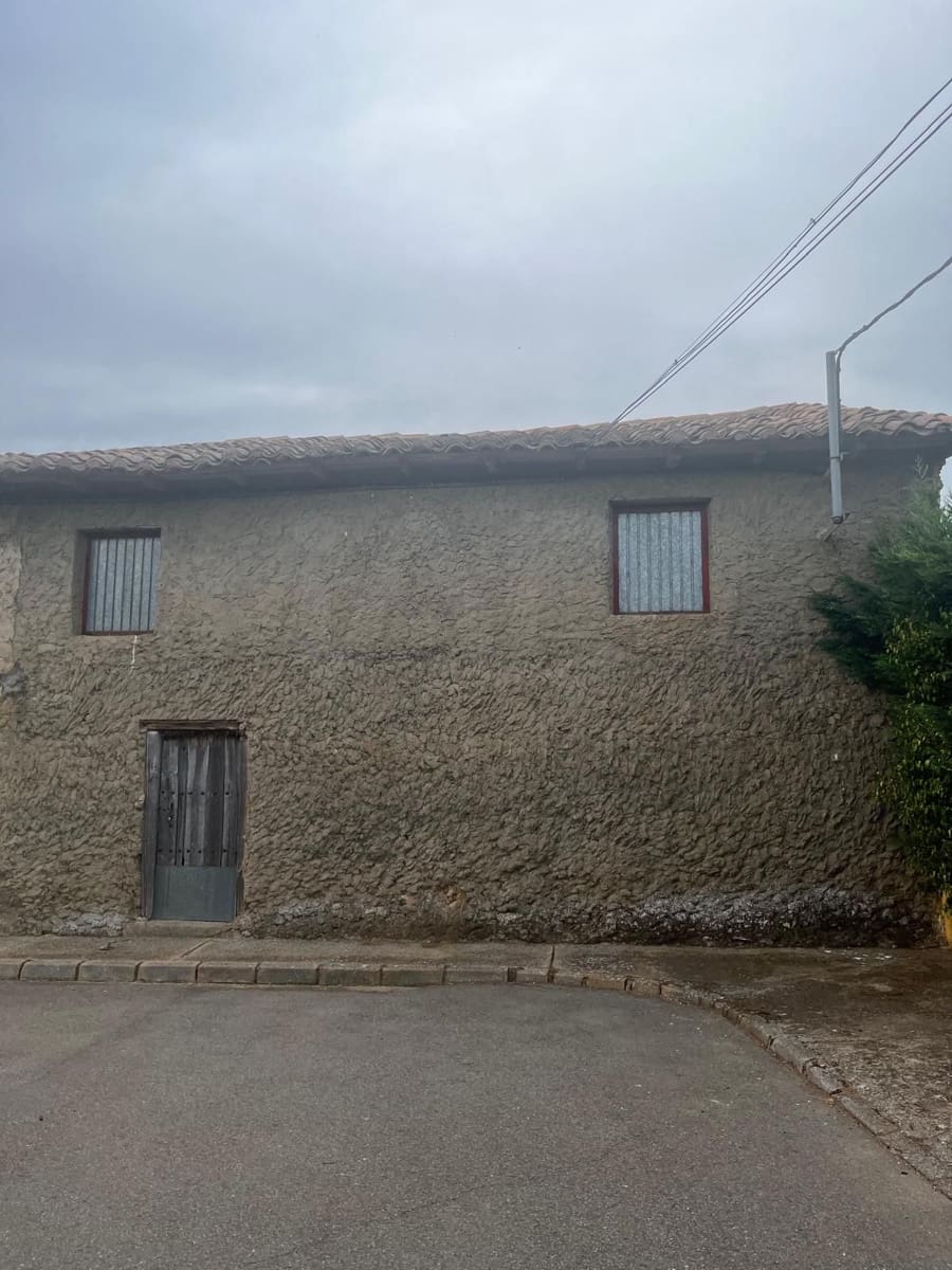 Haus zu verkaufen in Cubillas de los Oteros - 20.000 € (Ref: 9999439)