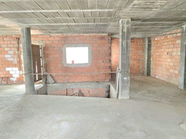 Huis te koop in Alhabia - € 80.000 (Ref: 9999841)