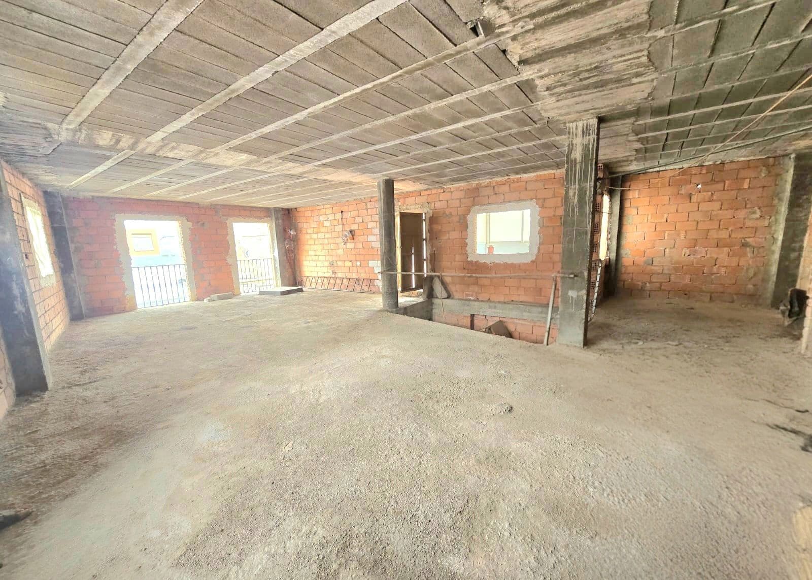 Huis te koop in Alhabia - € 80.000 (Ref: 9999841)
