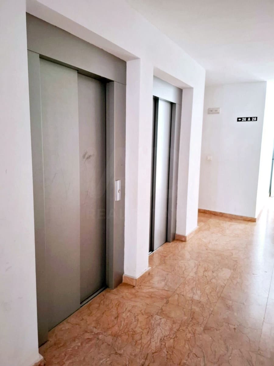 4 soveværelse Lejlighed til salg i Puerto Lumbreras - € 124.500 (Ref: 9999842)