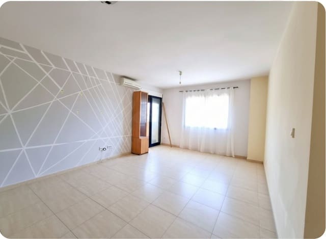 4 soveværelse Lejlighed til salg i Puerto Lumbreras - € 124.500 (Ref: 9999842)