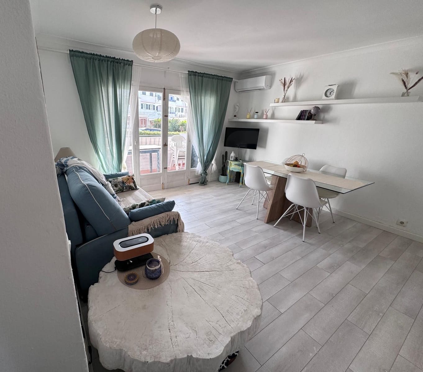 Apartamento de 2 habitaciones en Alayor / Alaior en venta con piscina - 336.000 € (Ref: 9999847)