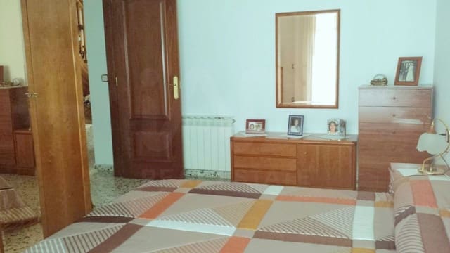 5 slaapkamer Huis te koop in Polinyà met garage - € 525.000 (Ref: 9999848)