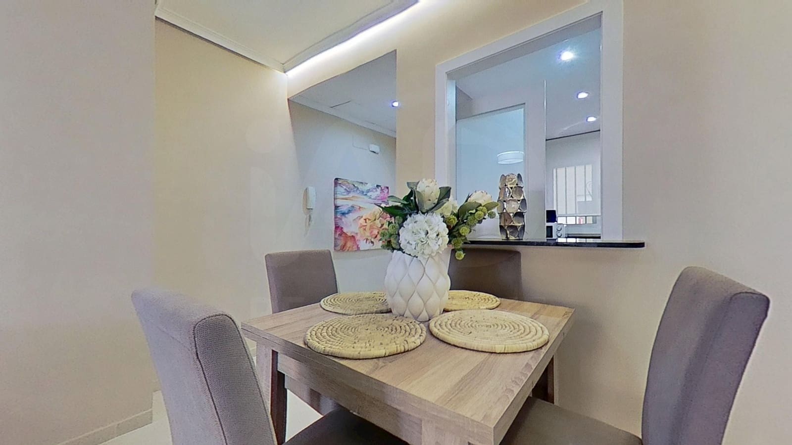 Apartamento de 2 habitaciones en Oropesa  en venta - 229.000 € (Ref: 9999849)