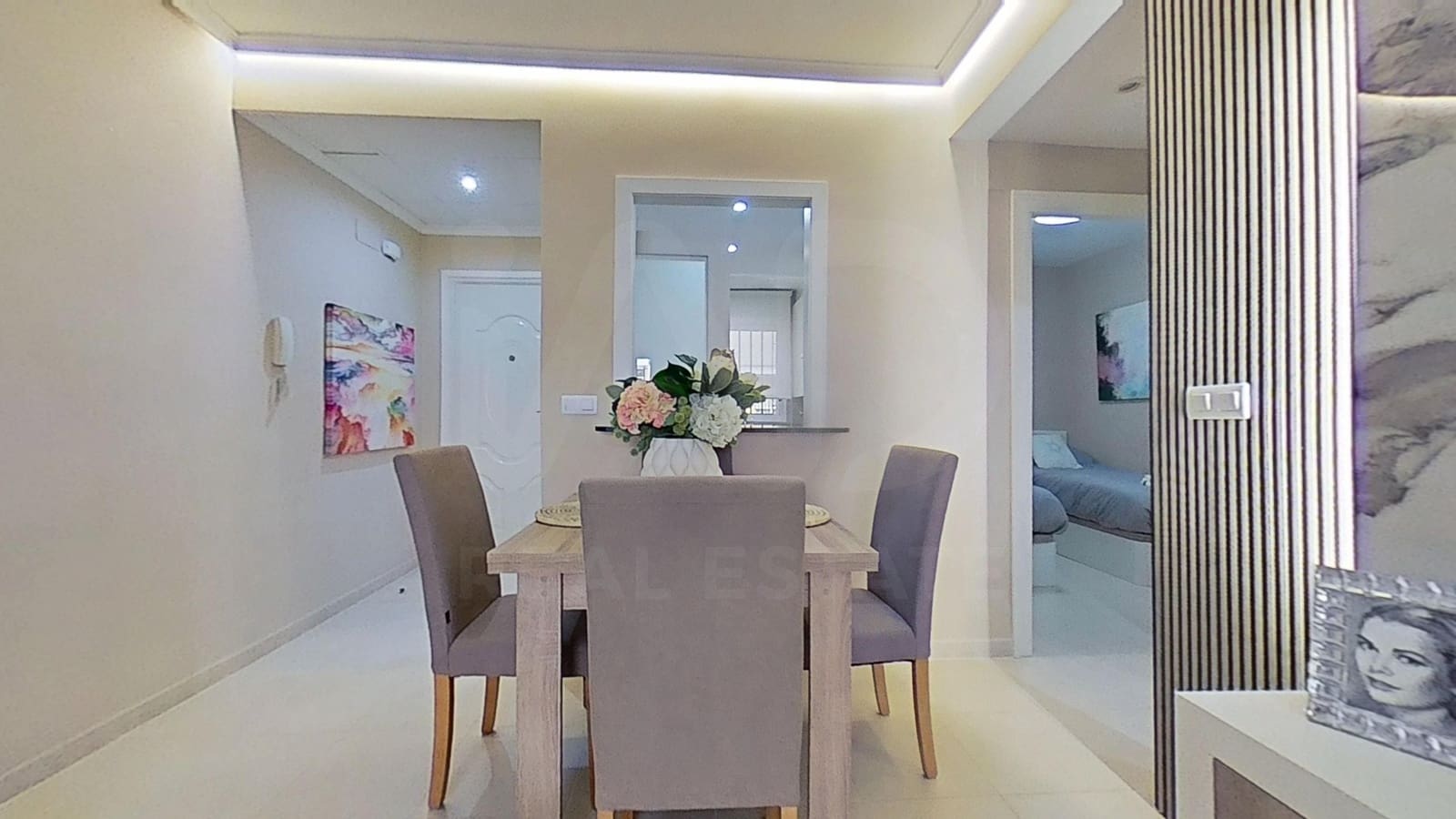 Apartamento de 2 habitaciones en Oropesa  en venta - 229.000 € (Ref: 9999849)