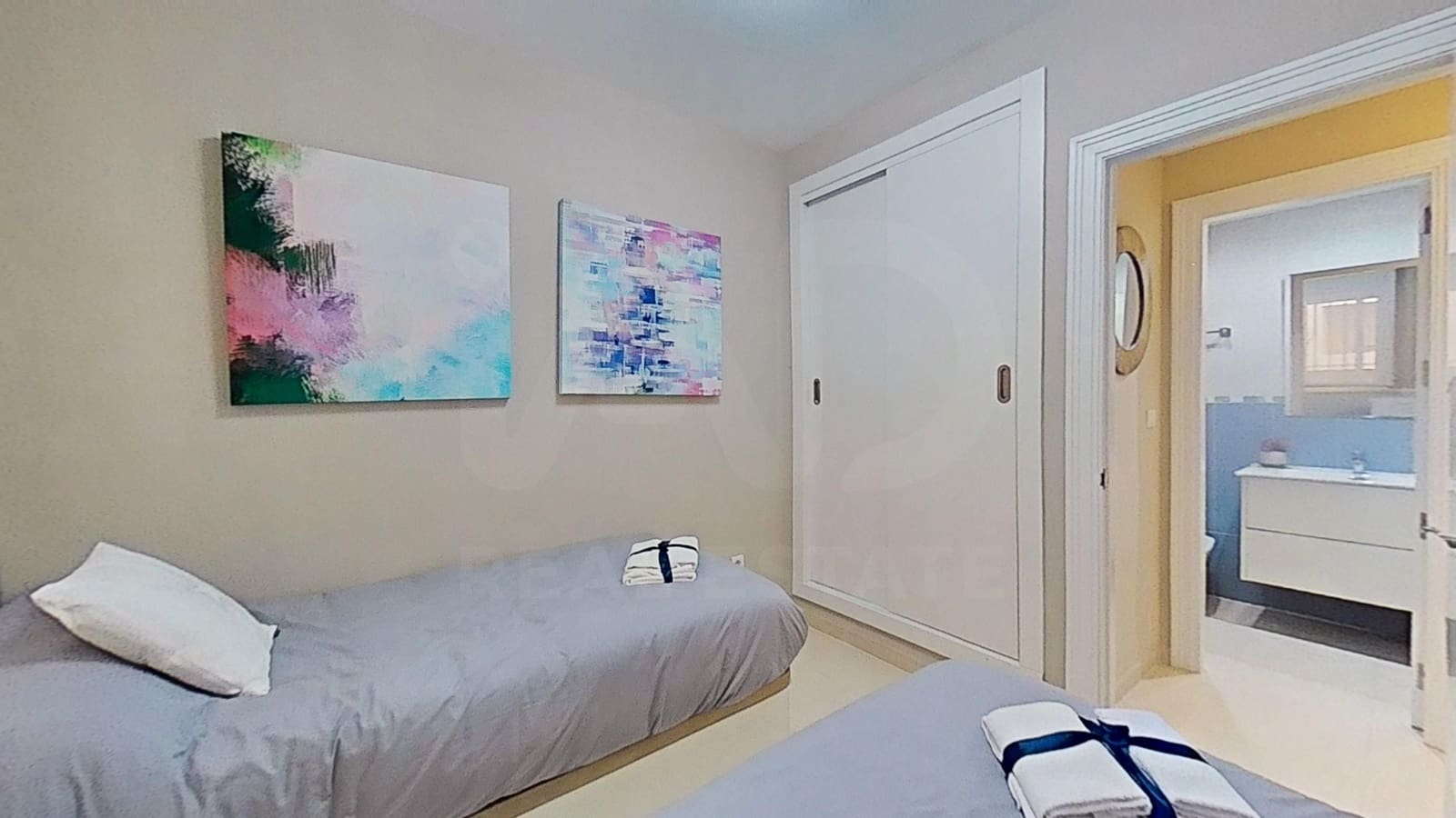 Apartamento de 2 habitaciones en Oropesa  en venta - 229.000 € (Ref: 9999849)