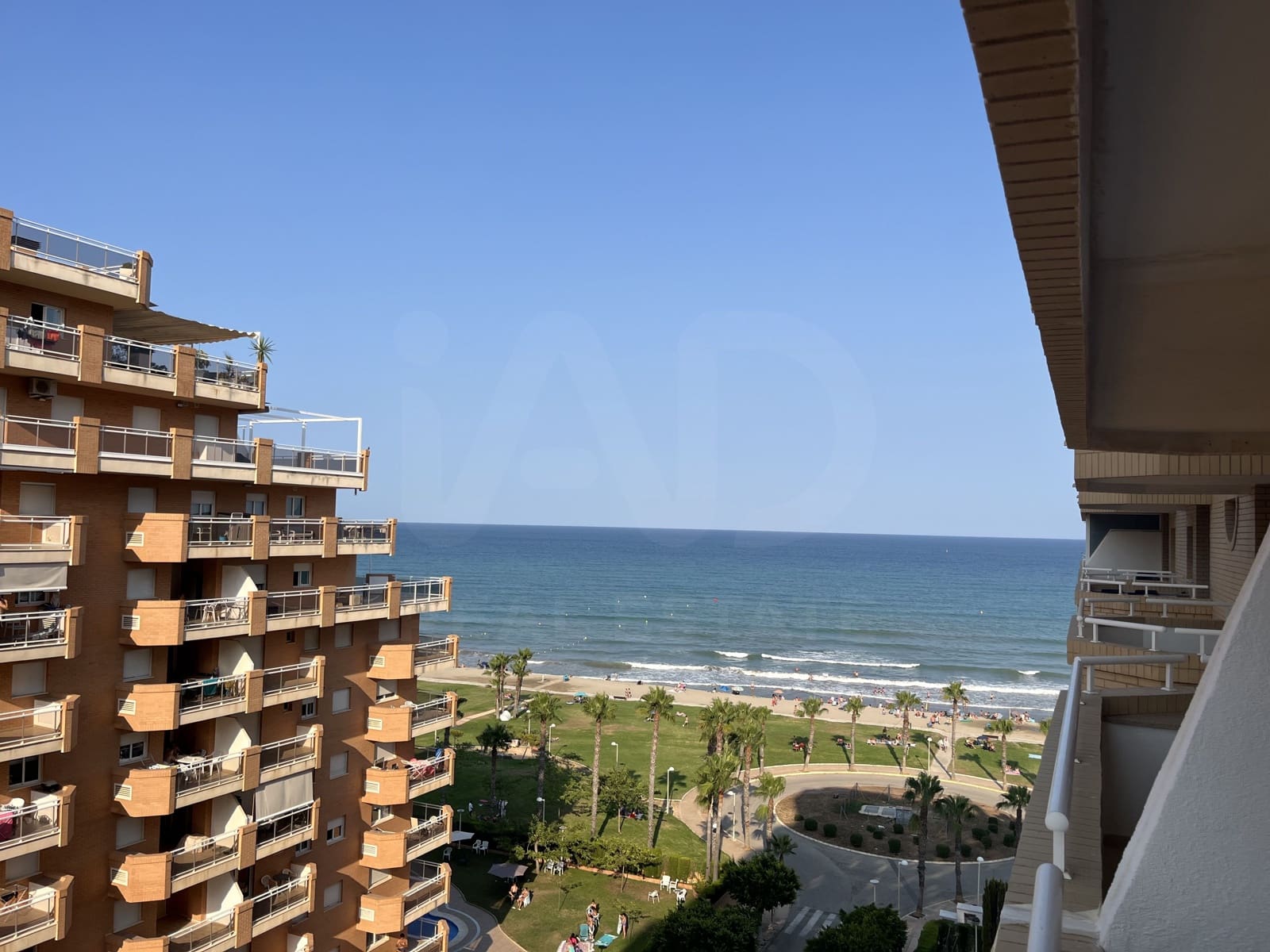 Apartamento de 2 habitaciones en Oropesa  en venta - 229.000 € (Ref: 9999849)