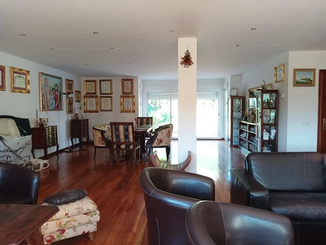 Townhouse for sale in Puçol - € 1,300,000 (Ref: 9999850)