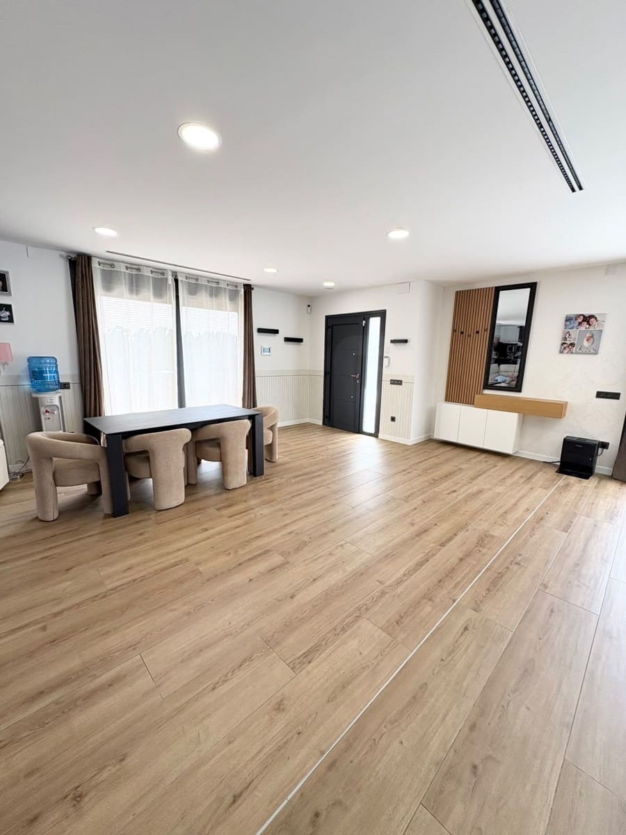 4 sypialnia Dom na sprzedaż w Cambrils z basenem garażem - 850 000 € (Ref: 9999851)