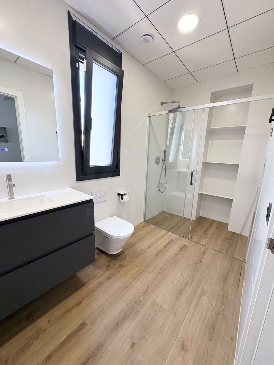 4 sypialnia Dom na sprzedaż w Cambrils z basenem garażem - 850 000 € (Ref: 9999851)