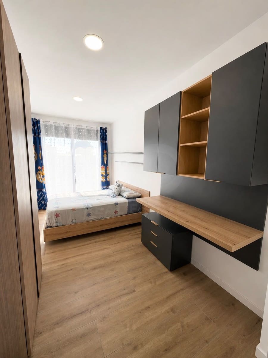 4 sypialnia Dom na sprzedaż w Cambrils z basenem garażem - 850 000 € (Ref: 9999851)