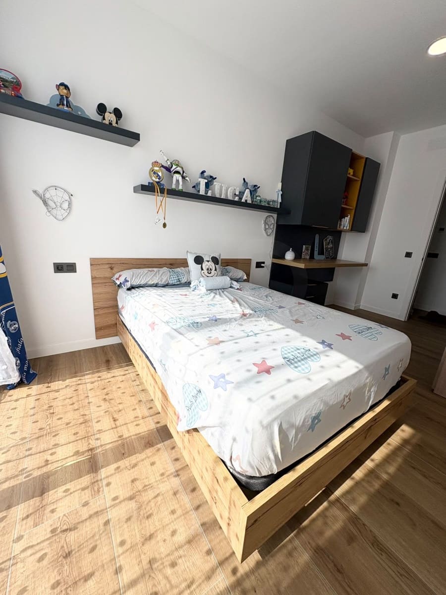4 sypialnia Dom na sprzedaż w Cambrils z basenem garażem - 850 000 € (Ref: 9999851)