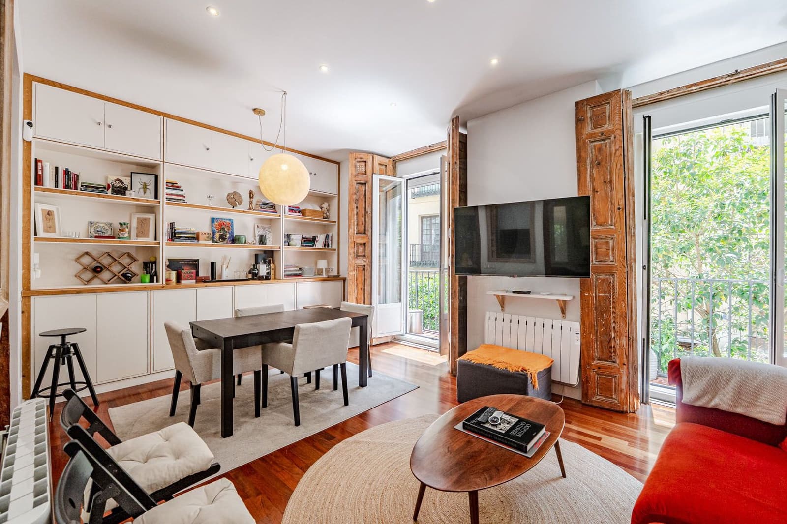 2 bedroom Apartment for sale in Madrid city - € 850,000 (Ref: 9999853)