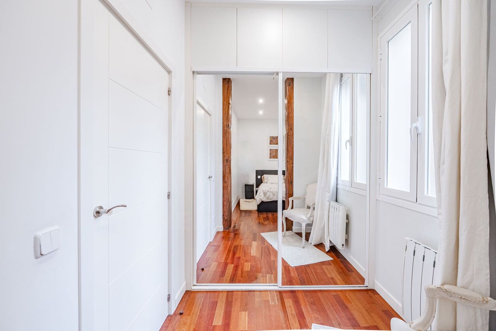 2 bedroom Apartment for sale in Madrid city - € 850,000 (Ref: 9999853)