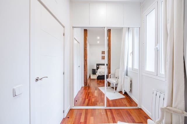 2 bedroom Apartment for sale in Sol, Madrid city - € 850,000 (Ref: 9999853)