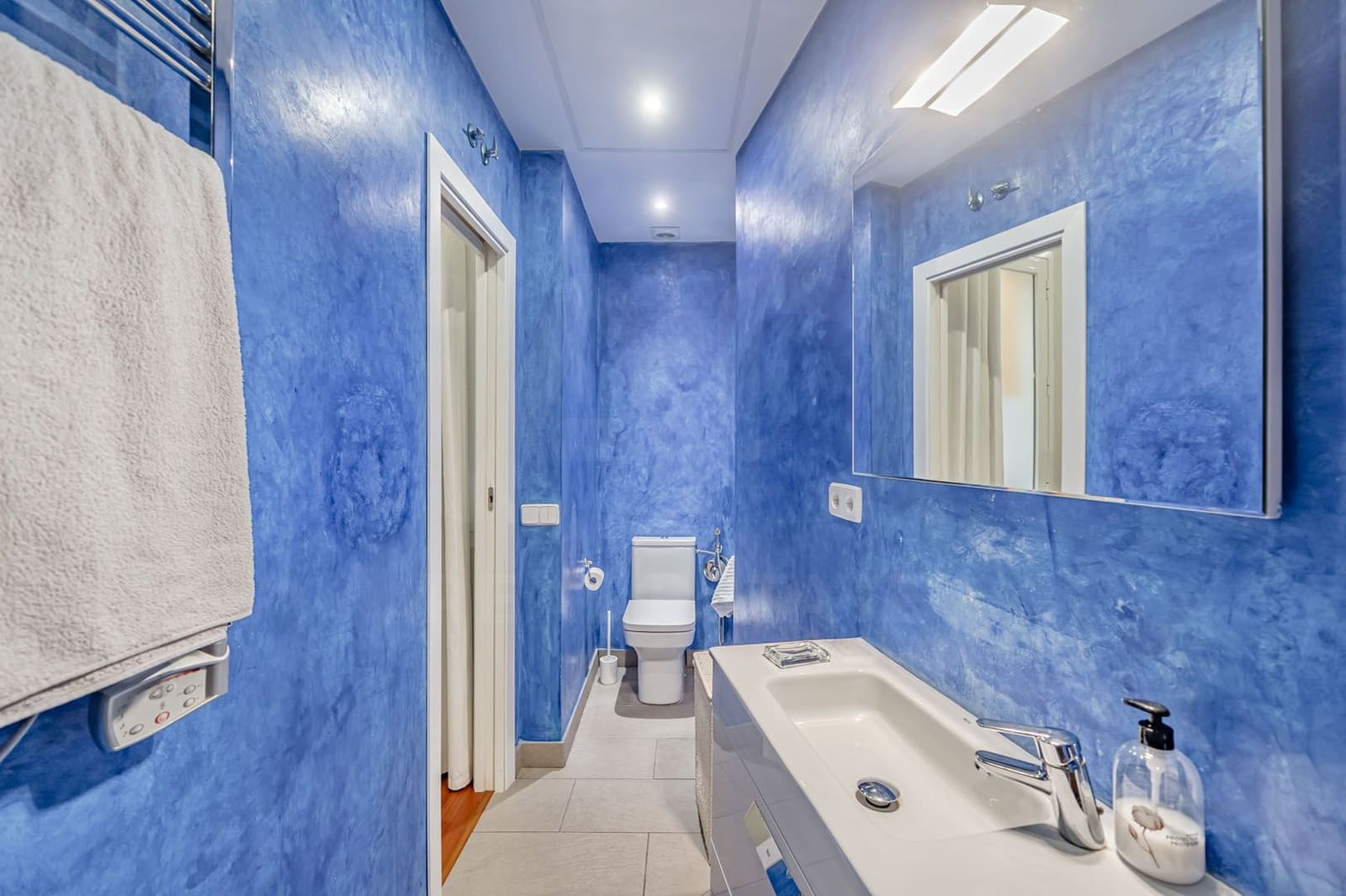 2 bedroom Apartment for sale in Madrid city - € 850,000 (Ref: 9999853)